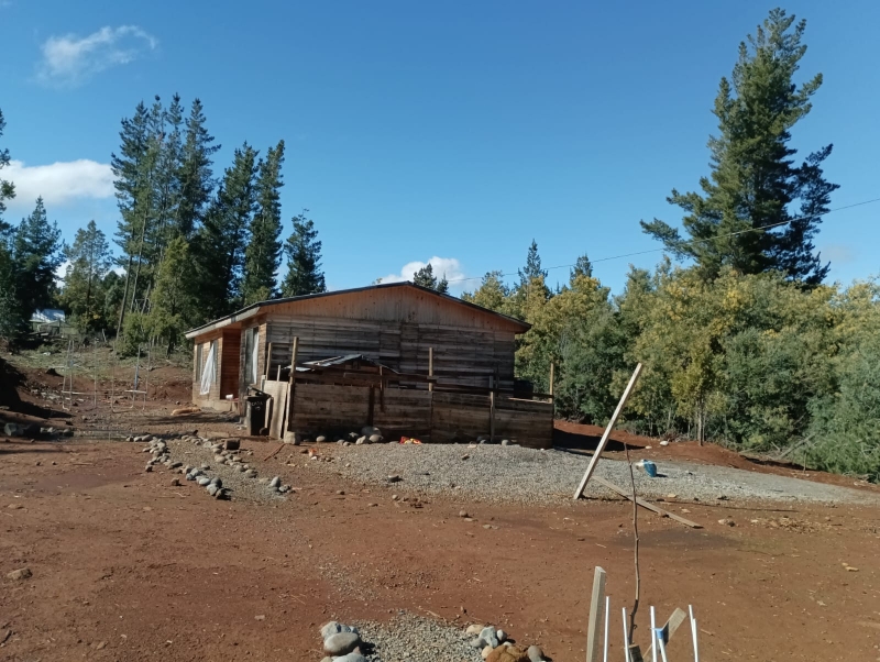Parcela y casa en parral